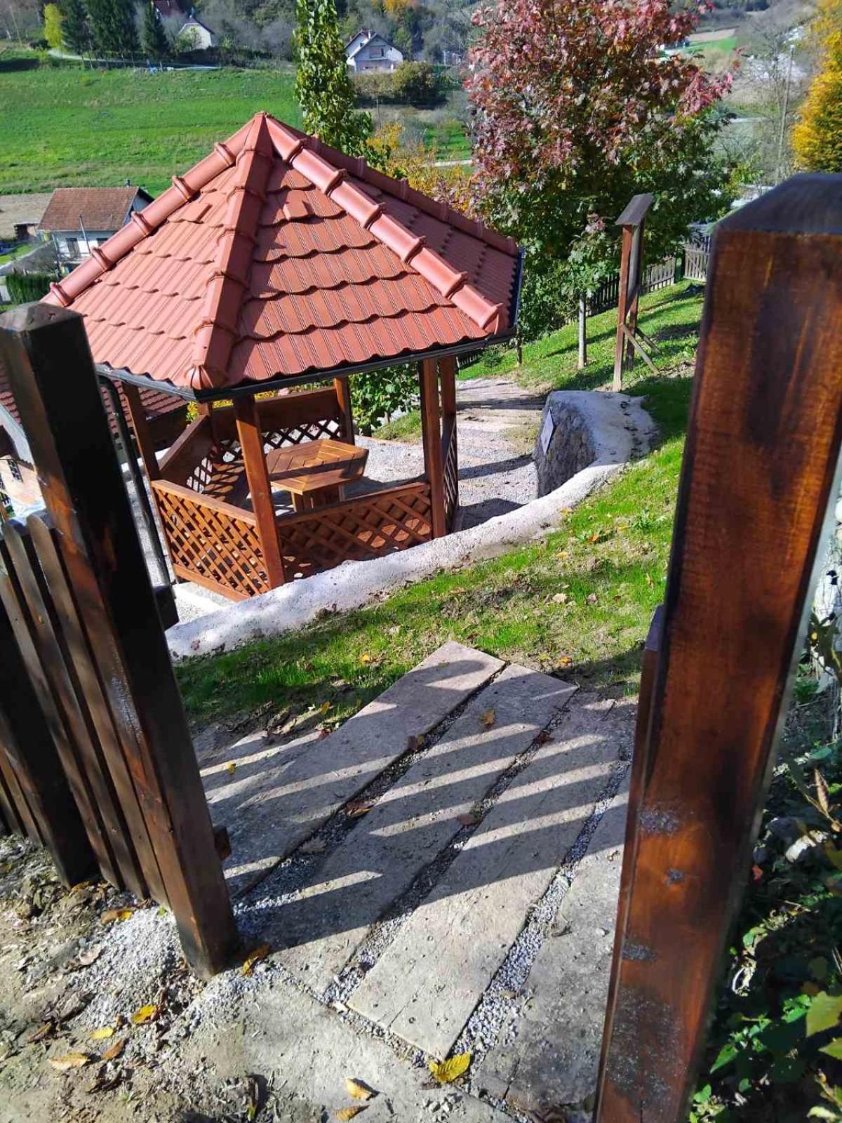 טוהליי Vila Trnoruzica מראה חיצוני תמונה